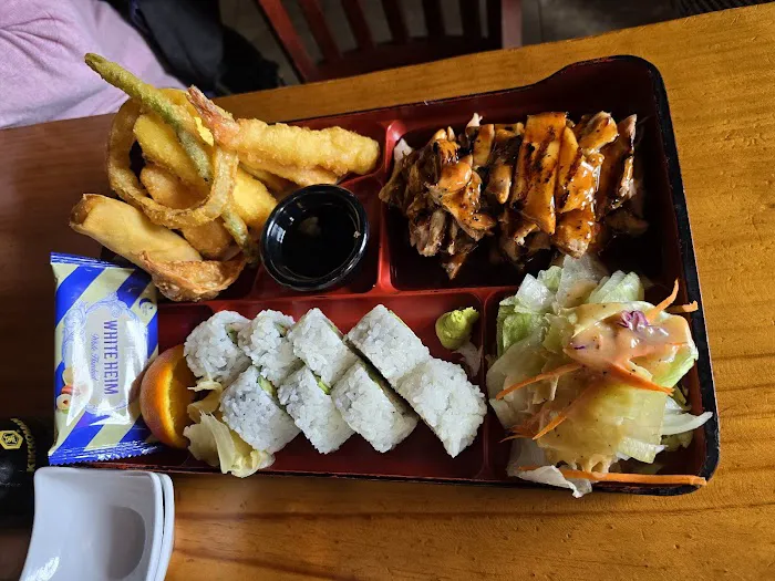 Mandolin Sushi & Japanese steak house Picture 10