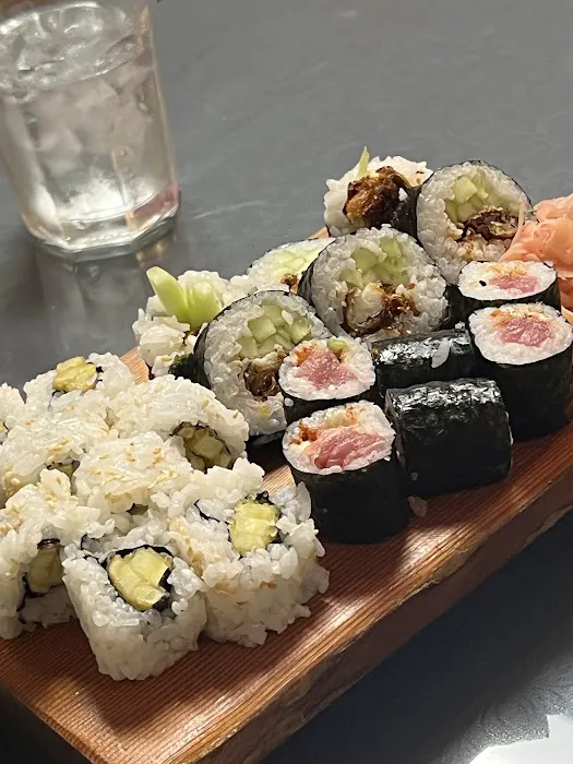 Sushi Tama Restaurant Picture 1