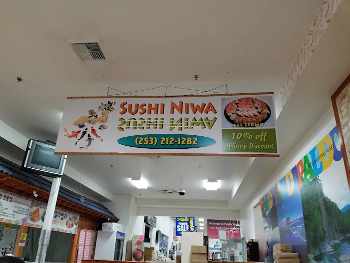 Sushi Niwa Picture 4