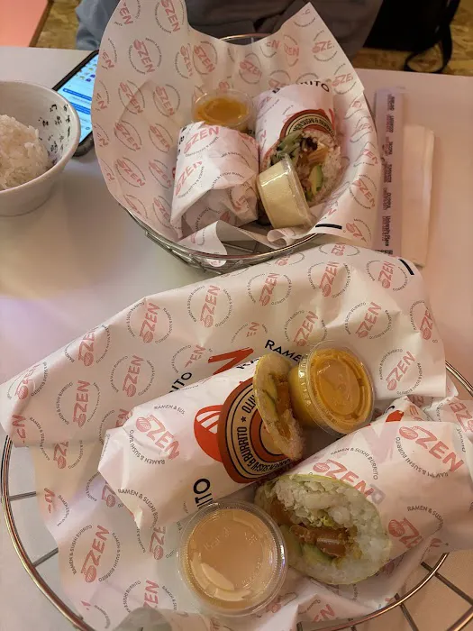 Zen ramen & sushi burrito Picture 9