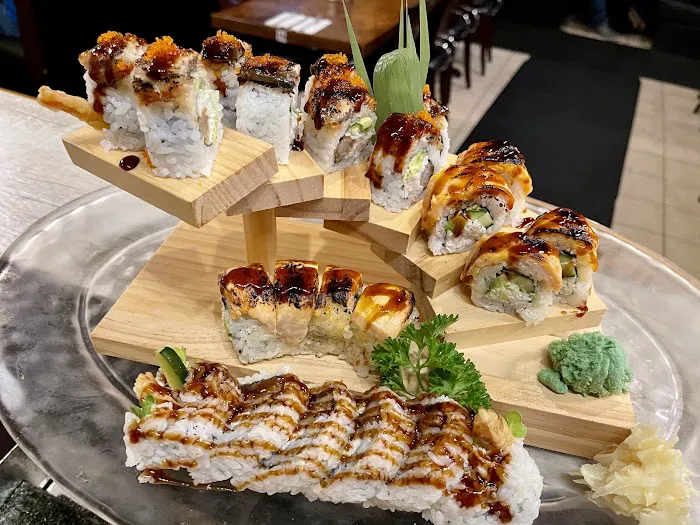 Mana Sushi & Teriyaki Wok Picture 4