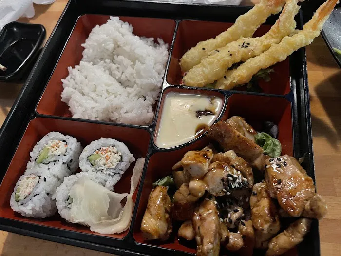 Yamazaki Sushi & Steaks Picture 2