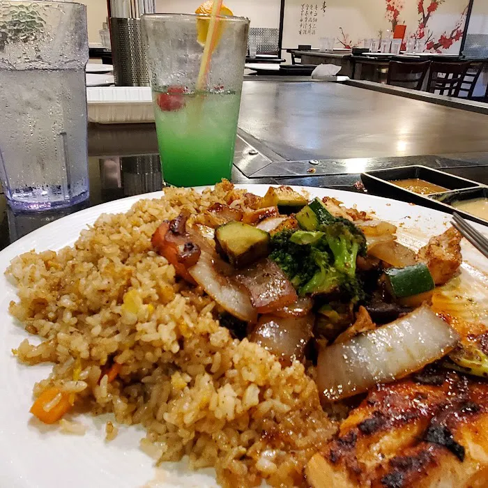 Sakura Japanese Steakhouse and Sushi Bar Picture 7