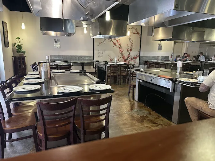 Sakura Japanese Steakhouse and Sushi Bar Picture 4