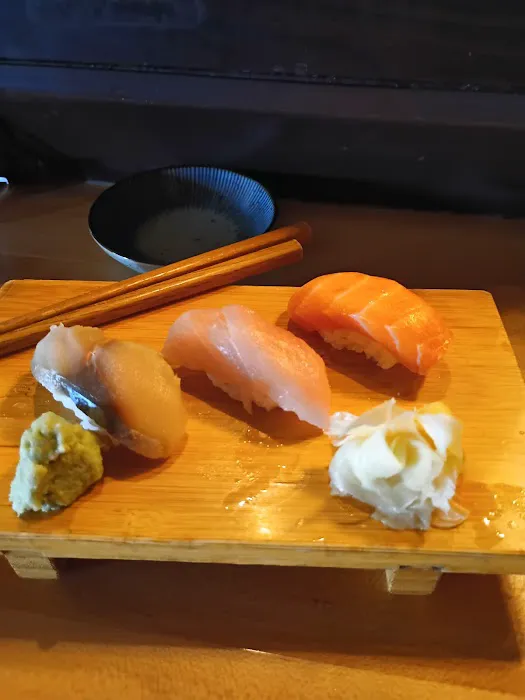 Ichikawa Sushi Bar Picture 3