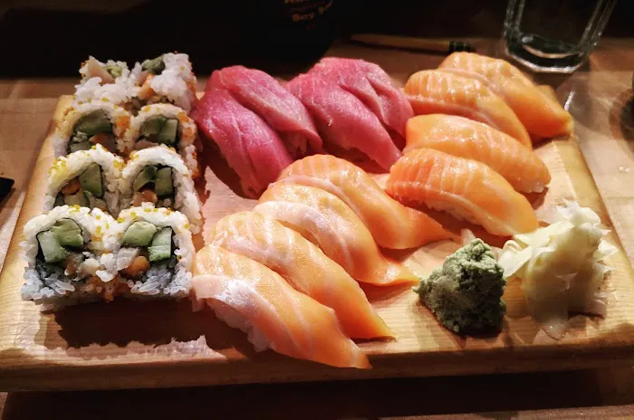 Ichikawa Sushi Bar Picture 1