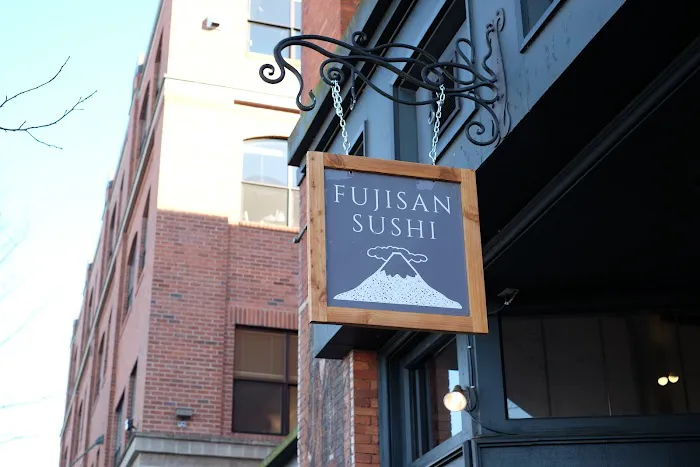 Fujisan Sushi Picture 4