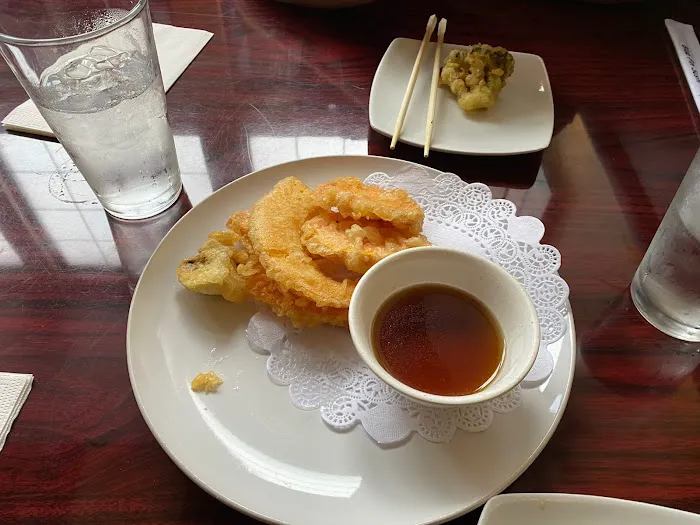 Blue Fin Sushi Picture 6