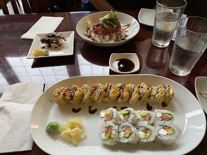 Blue Fin Sushi Picture 4