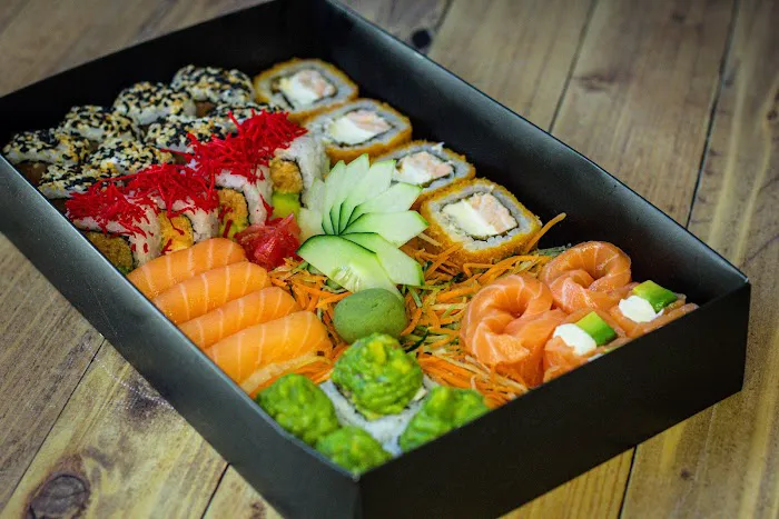 Rock & Roll Sushi Picture 4
