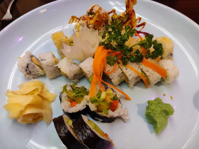 Sake Sushi + Grill Picture 8
