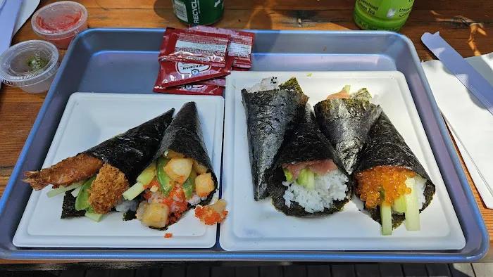Umi Hand Roll Bar Picture 4