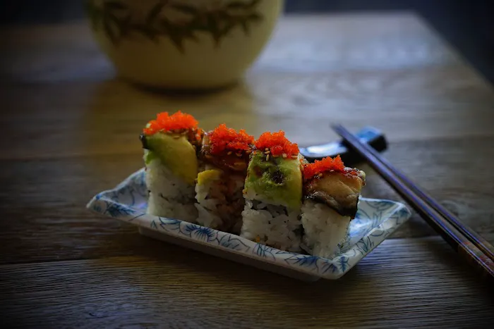 Kazoo Japanese Sushi Boat Restaurant Picture 1