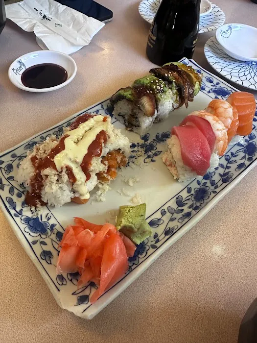 Kazoo Japanese Sushi Boat Restaurant Picture 9