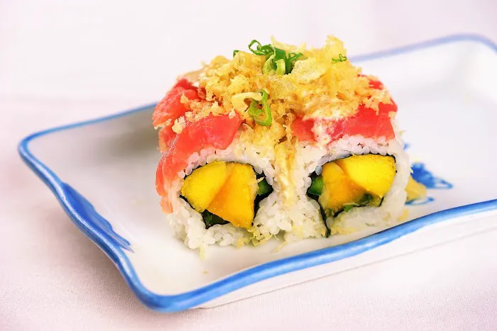 Kazoo Japanese Sushi Boat Restaurant Picture 4