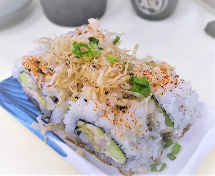 Kazoo Japanese Sushi Boat Restaurant Picture 2