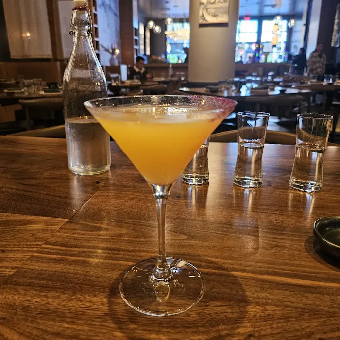 Ozumo Santana Row Picture 9