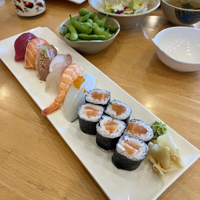 TGI’s SUSHI TOO Picture 1
