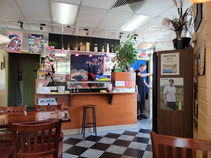 Nagoya Sushi Picture 5