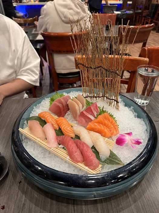 Kenji Sushi Picture 10