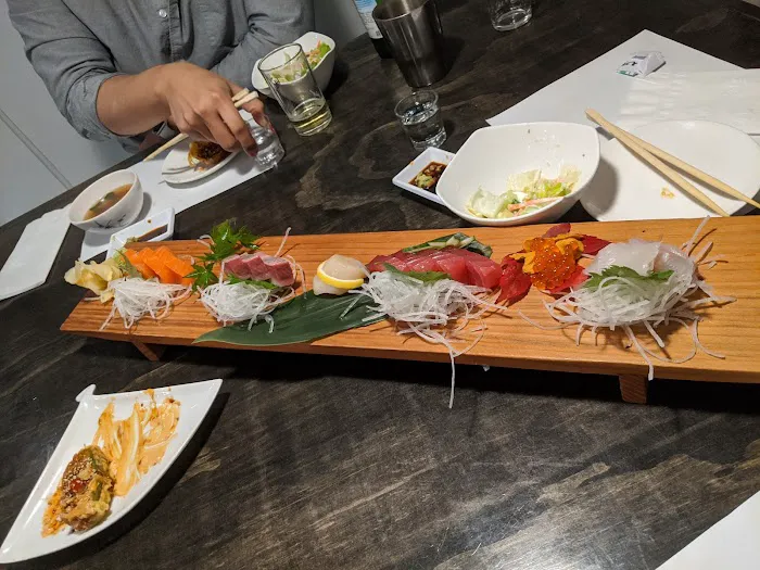 Suro Sushi Bar & Grill Picture 9