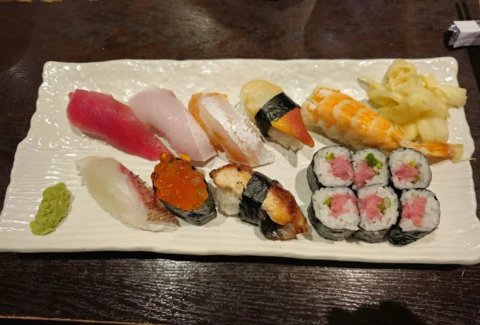 Tomi Sushi Restaurant Picture 3