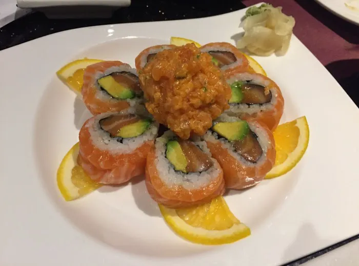 Omee J Fusion Sushi Bar & Grill Picture 7