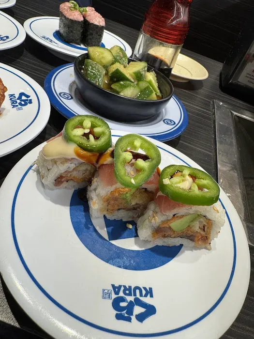 Kura Revolving Sushi Bar Picture 3