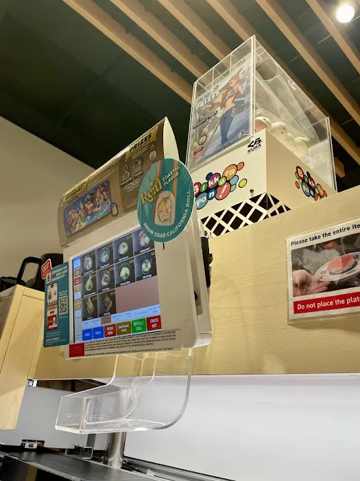 Kura Revolving Sushi Bar Picture 10