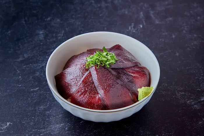 Sushi Adachi Picture 8