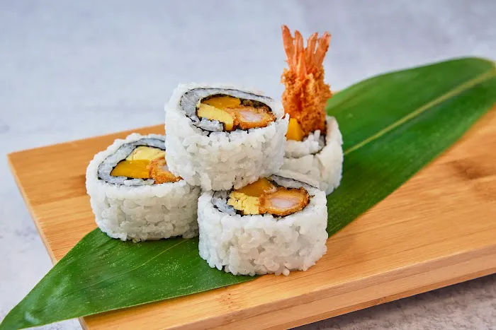 Sushi Adachi Picture 6