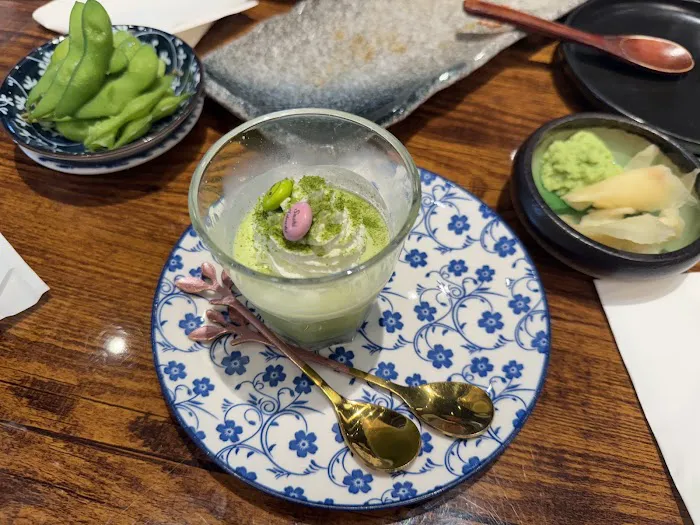 Sushi Adachi Picture 7