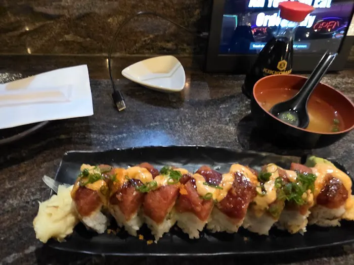 Sakebomb izakaya n oyster bar Picture 3
