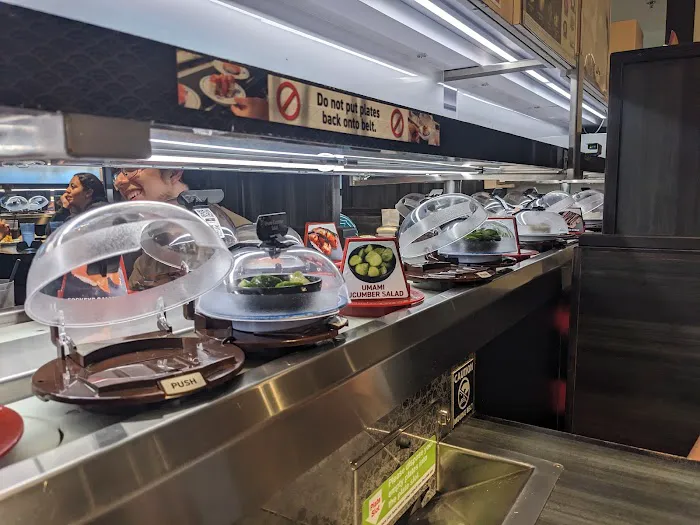 Kura Revolving Sushi Bar Picture 6