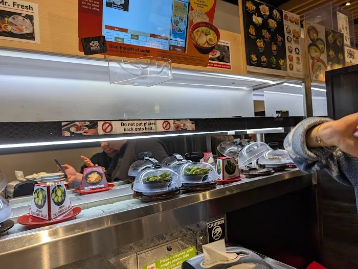 Kura Revolving Sushi Bar Picture 7