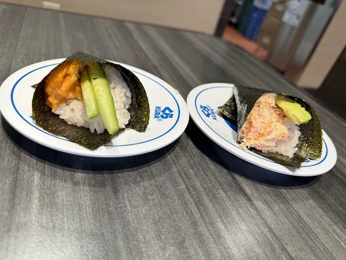 Kura Revolving Sushi Bar Picture 10