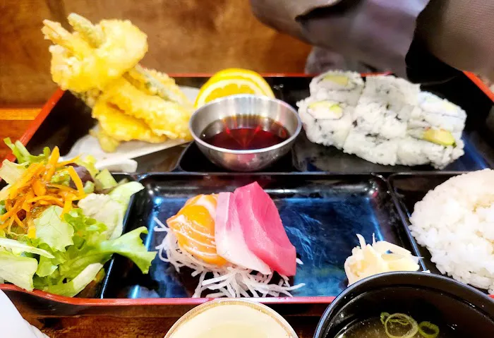 Harumi Sushi Picture 3