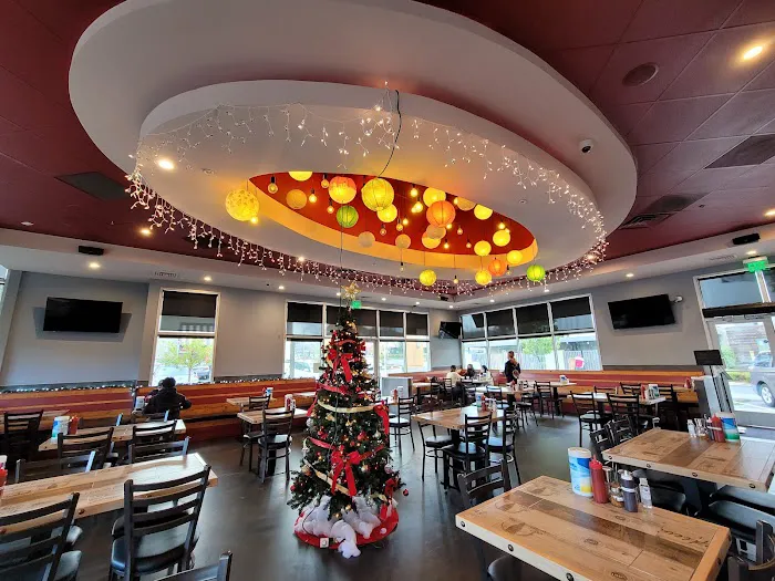 Sizzling Lunch Picture 5