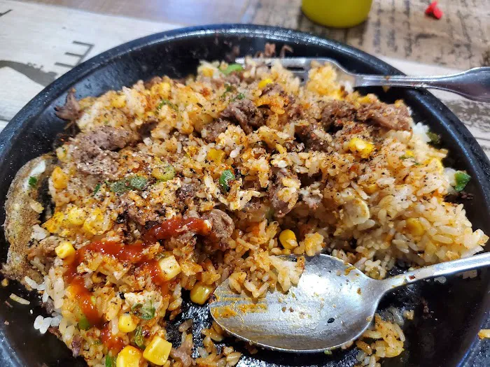 Sizzling Lunch Picture 7