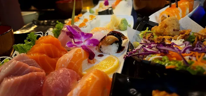 Joy Sushi Picture 2