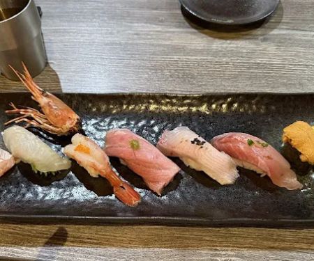 Yoshi Sushi