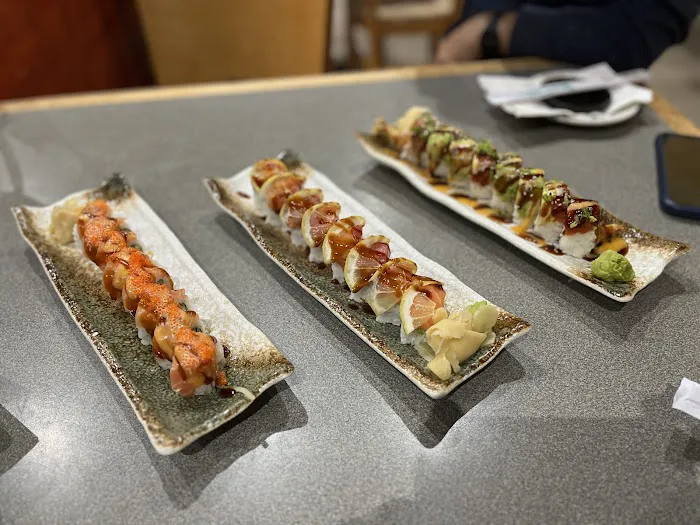 Yoshi Sushi Picture 2
