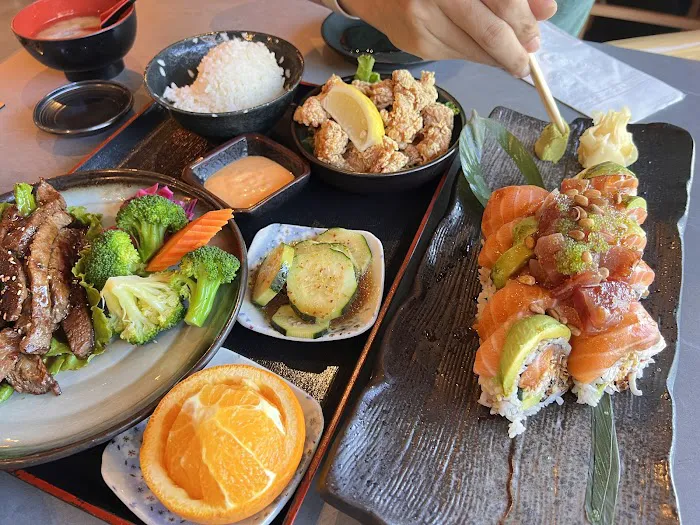 Eighty-Eight Sushi & Ramen Picture 10