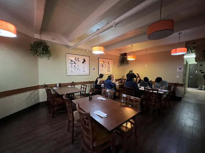 Sushi House Picture 3