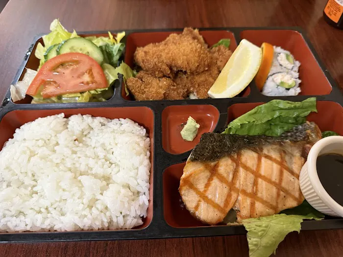 Sushi House Picture 4