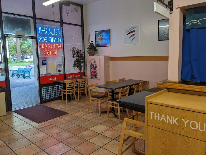 Bluefin Sushi & Teriyaki Grill Picture 2