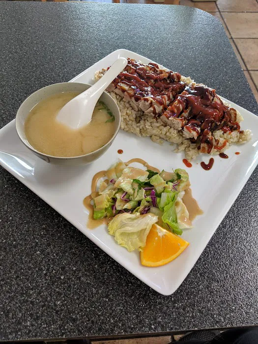 Bluefin Sushi & Teriyaki Grill Picture 10