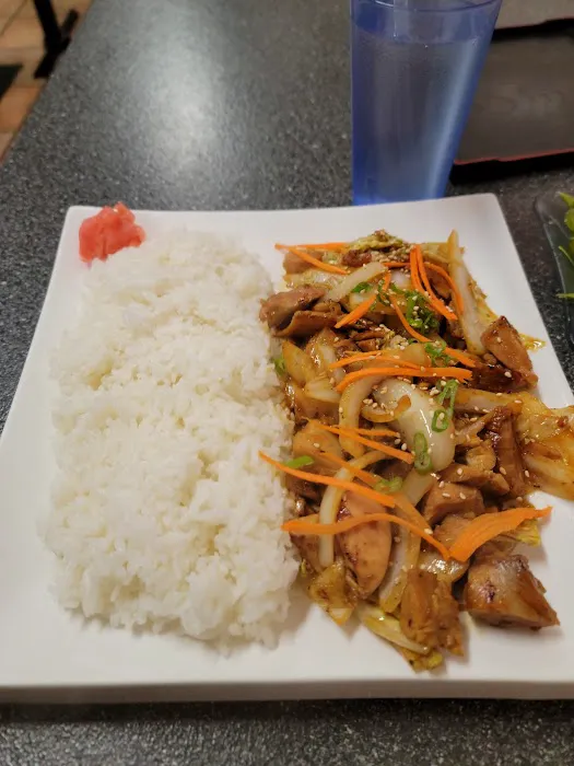 Bluefin Sushi & Teriyaki Grill Picture 3