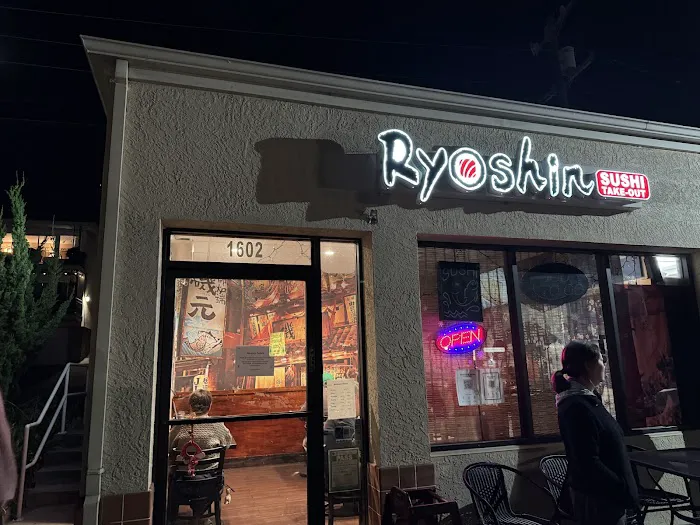 Ryoshin Sushi Picture 6