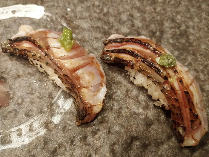 Ryoshin Sushi Picture 1